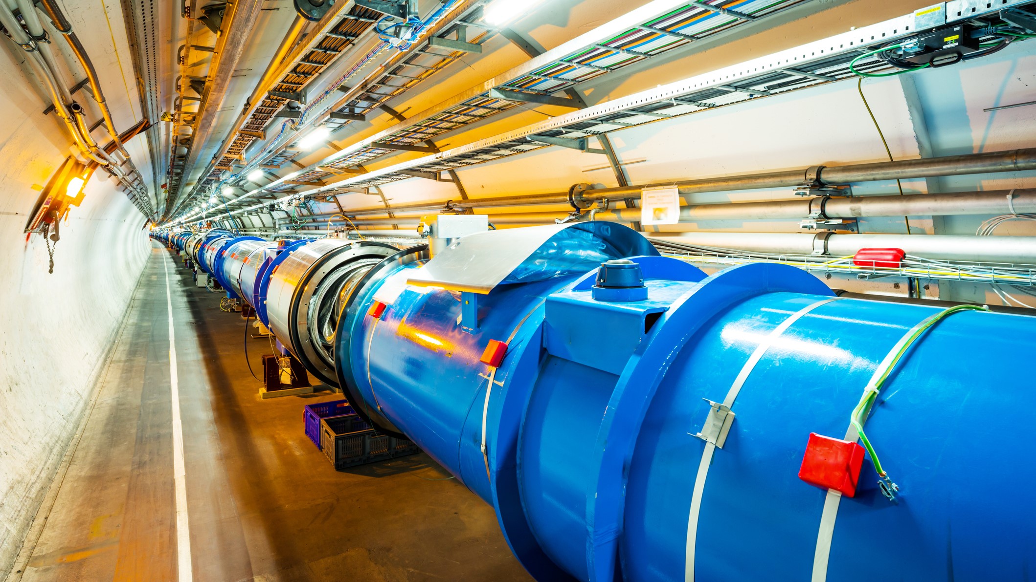 Физики CERN получили кварк-глюонную плазму из легких ядер